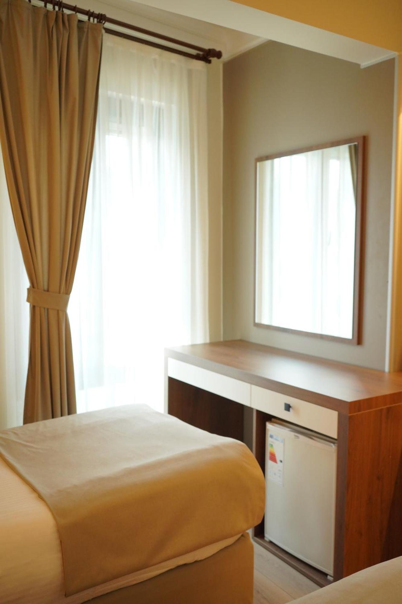 מלון Lioncity 3*